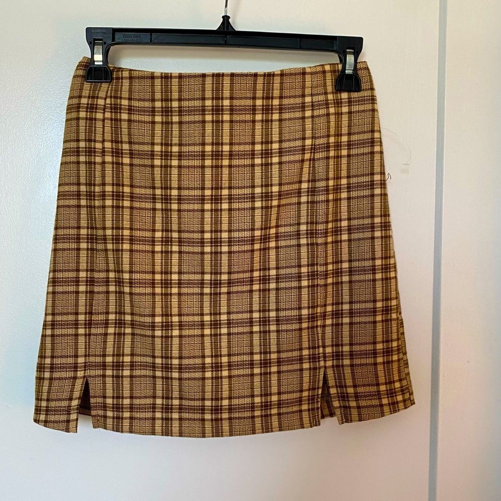 School girl plaid double slit skirt Size 2